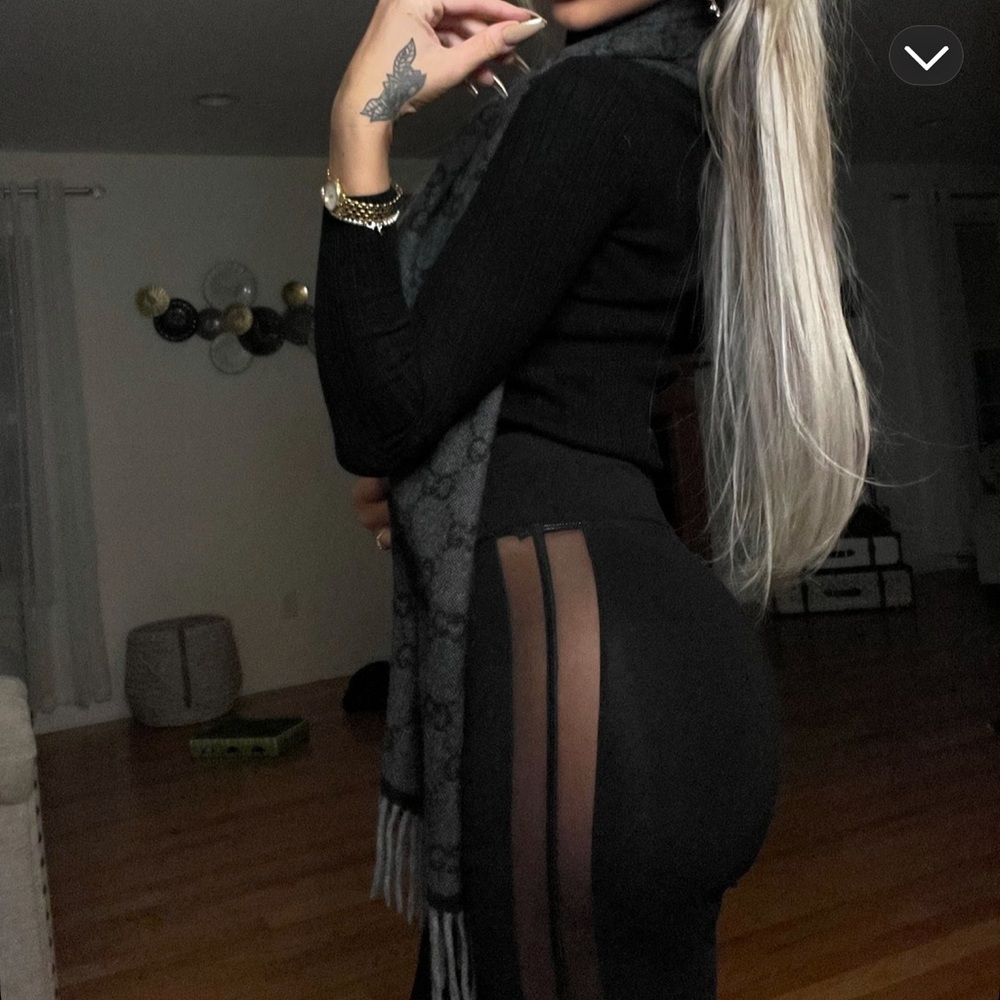 Express black crop spandex cotton capri length leggings size small